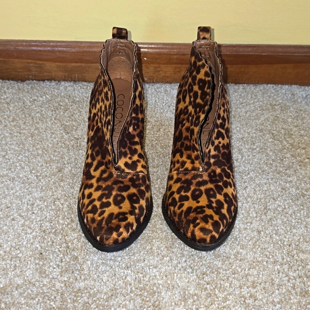 Coconuts by Matisse Ankle Boots